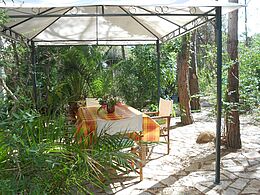 große Ferienwohnung Villa Dolores in der Bucht von Salina Sicca - Cala Liberotto am Sandstrand gelegen