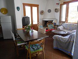 große Ferienwohnung Villa Dolores in der Bucht von Salina Sicca - Cala Liberotto am Sandstrand gelegen
