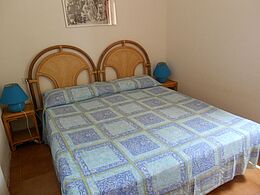 große Ferienwohnung Villa Dolores in der Bucht von Salina Sicca - Cala Liberotto am Sandstrand gelegen